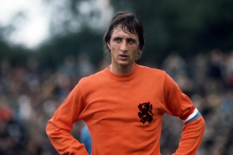 Johan Cruyff – Người tái định nghĩa bóng đá và truyền cảm hứng vượt thời gian
