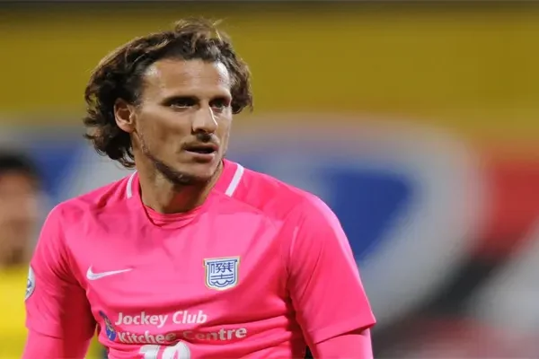 Diego Forlán: Những Chiến Thắng Lịch Sử Diego Forlán: Những Chiến Thắng Lịch Sử